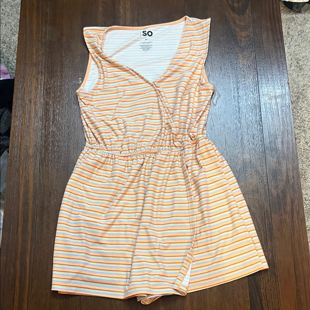 SO Striped V-Neck Top